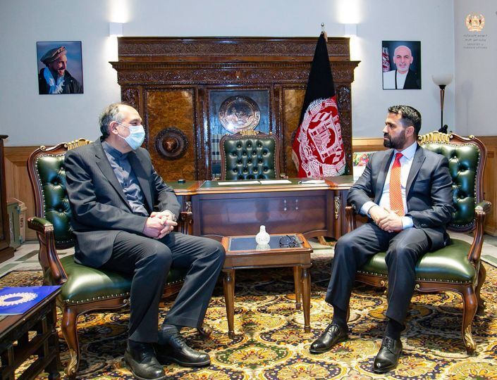 ايران وافغانستان تؤكدان على اهمية تعزيز العلاقات الثنائية