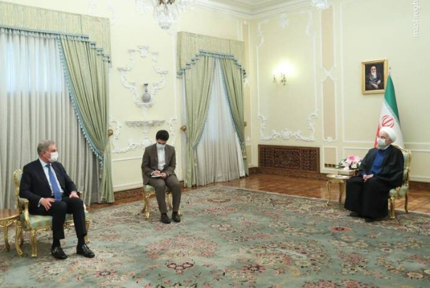 روحانی در دیدار وزیر خارجه پاکستان: امنیت، دغدغه مشترک دو کشور ایران و پاکستان است