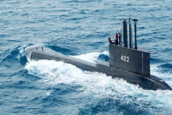 یک فروند زیردریایی ارتش اندونزی گم شد