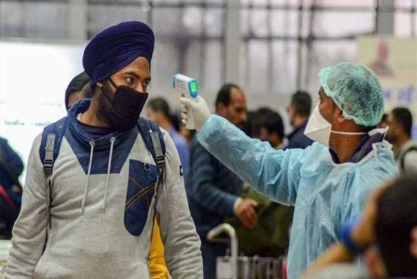 وزیر بهداشت خواستار  ممنوعیت نقل و انتقال مسافر از هند شد