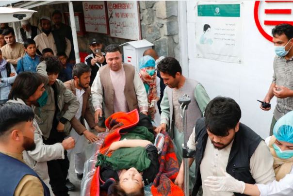 افزایش شمار قربانیان حمله تروریستی به دبیرستان دختران شیعیان در غرب کابل؛ 55 شهید و 151 زخمی