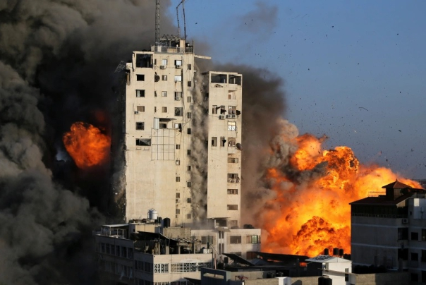 العدوان الصهيوني على قطاع غزة لليوم الرابع على التوالي.. المقاومة تتمسّك بنصرها
