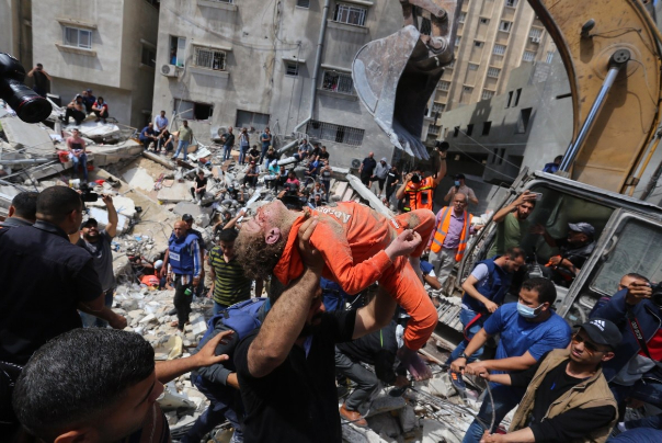 ارتفاع حصيلة شهداء العدوان إلى 212: الاحتلال يستهدف منازل المدنيين في غزة