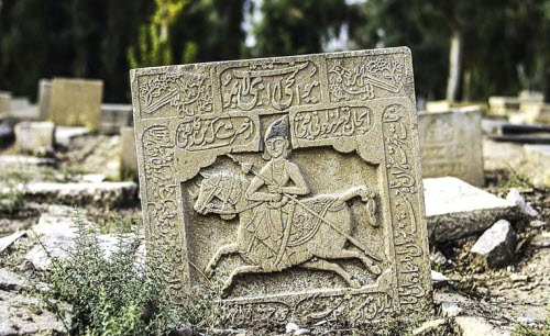 تغییر کاربری سومین قبرستان تاریخی جهان اسلام به پارک/ تخریب‌ها شبانه و توسط افراد ناشناس انجام شد