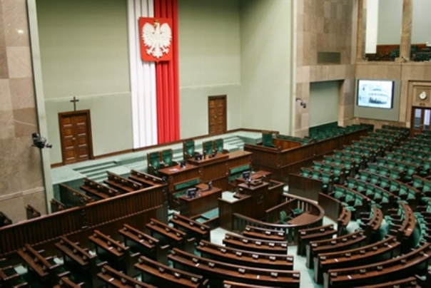 Controversy in Polish-Zionist relations following the new law of the Polish parliament