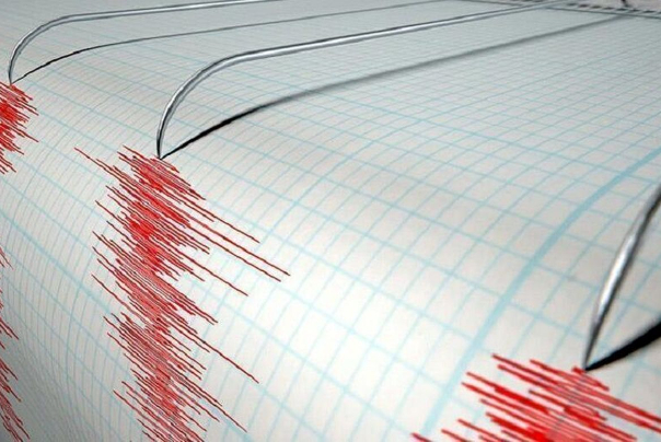 زلزال بقوة 5 ريختر يضرب شمال غرب ايران