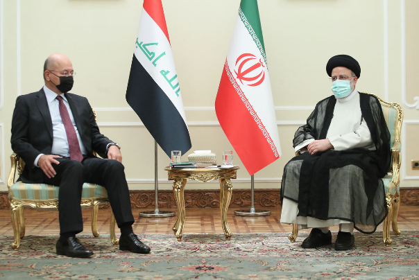 رئيسي لبرهم صالح: ايران قدّمت اعز ابنائها "الشهيد سليماني" دفاعاً عن العراق