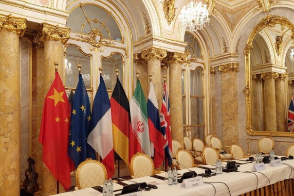 Which side is concerned about the state of emergency in the Vienna talks?