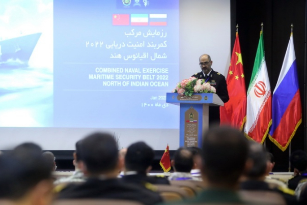Российская и китайская флотилии получили прием со стороны иранских кораблей