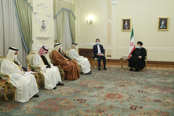 Эмир Катара пригласил президента Ирана посетить Форум стран - экспортеров газа