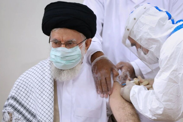 Лидер получил третью дозу иранской вакцины