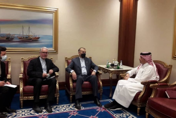 Встреча президента ИРИ с эмиром Катара прокладывает путь к активизации отношений Тегеран-Доха