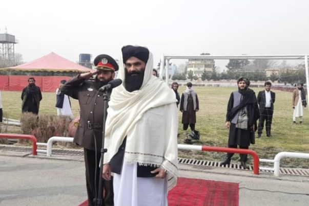 وزیر کشور طالبان برای نخستین بار مقابل رسانه‌ها حضور یافت