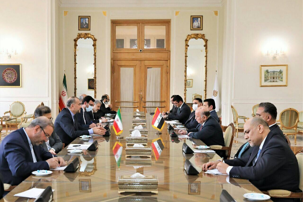 Министры иностранных дел Ирана и Ирака провели встречу в Тегеране
