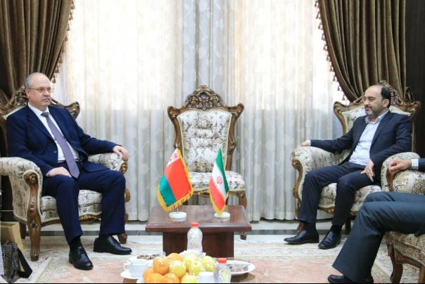 بيلاروسيا تبدي رغبتها بتطوير العلاقات مع ايران