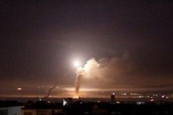 שלושה הרוגים בהתקפה אווירית ישראלית על פאתי דמשק, 'מטרות עוינות' יורטו