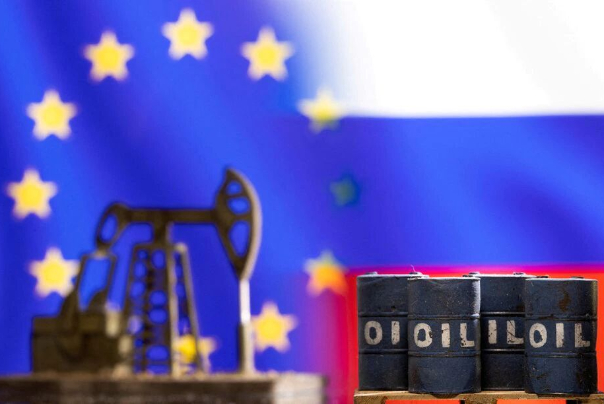 استقبال واشنگتن از پیشنهاد اتحادیه اروپا برای ممنوع کردن نفت روسیه