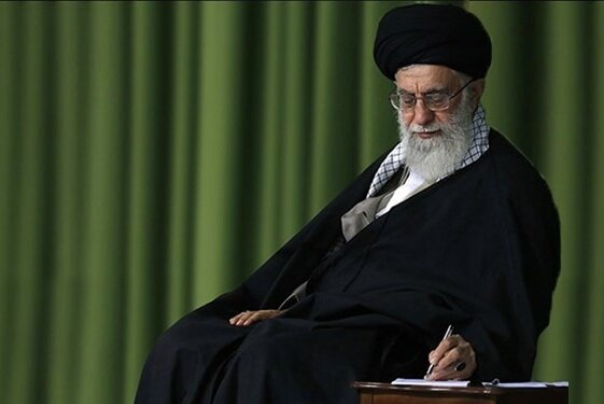 قائد الثورة يعزي بوفاة السفير الإيراني الأسبق لدى العراق حجة الاسلام دعائي