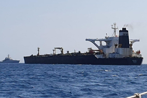 Греческий суд отменил решение о захвате США нефти иранского танкера