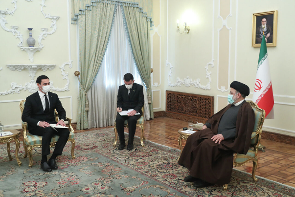 Президент Туркменистана завтра посетит Иран с визитом