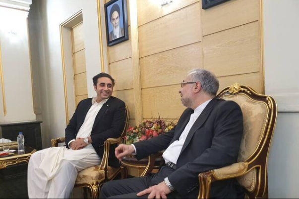 Глава МИД Пакистана прибыл в Тегеран