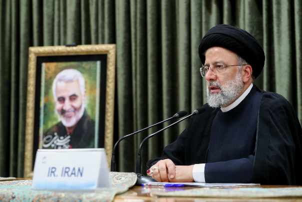الرئيس الإيراني يدعو لتعزيز المؤسسات المستقلة لتحقيق السلام العالمي