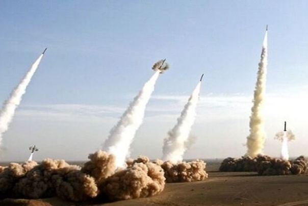 قريباً.. ايران تزيح الستار عن صواريخ بمدى 300 كم