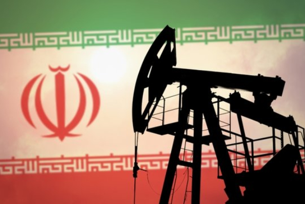 الغرب يوجه أنظاره نحو صادرات النفط الايرانية