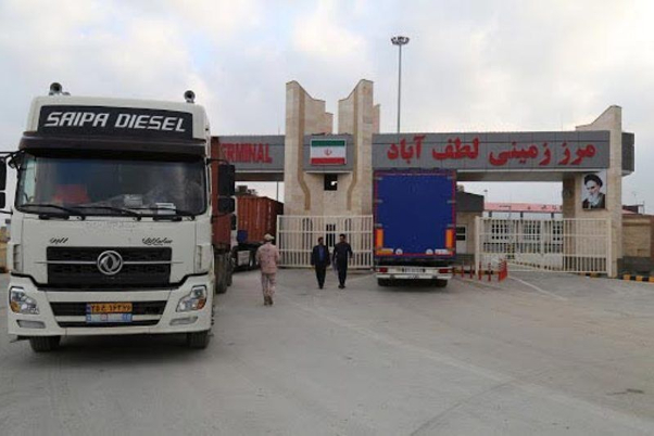 Туркменистан согласился на транзит грузов через пограничный переход Лотфабад