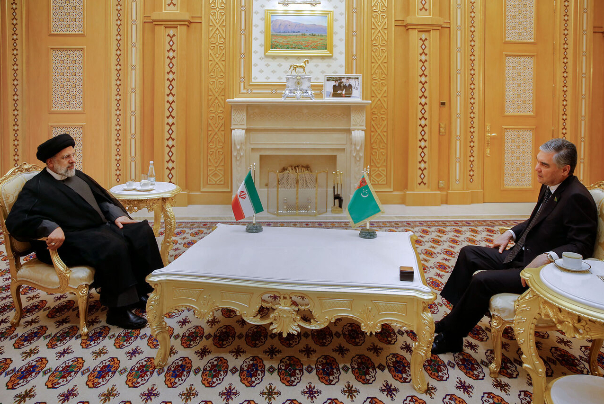 رئيسي يؤكد على دعم ايران وروسيا لتعزيز ممر "شمال-جنوب"