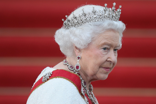 سيناتورة أسترالية: الملكة إليزابيث الثانية "مُستعمِرة"