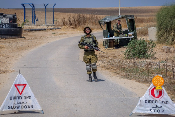 חמאס: סגירת הכבישים של ישראל לאורך הגבול עם רצועת עזה מסתכמת ב"פשע נגד האנושות"