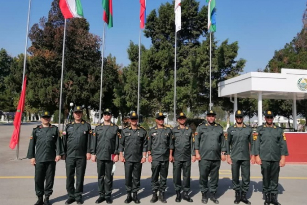 Участие иранской дорожно-патрульной группы "Фарах" в российских военных соревнованиях