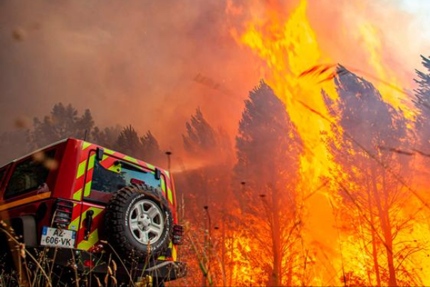 اروپا همچنان با آتش‌سوزی‌های گسترده دست‌وپنجه نرم می‌کند