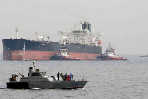 بلومبرگ: پس از احیای برجام، نفت ایران سریع‌تر از پیش‌بینی‌ها به بازار می‌رسد