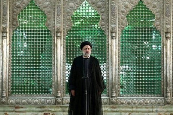 Президент и члены правительства Ирана возобновили союз с идеалами имама Хомейни