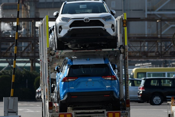آیین نامه واردات خودرو نهایی شد؛ انجام مذاکرات با تویوتا برای واردات خودرو