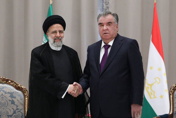 Раиси назвал развитие отношений со странами Средней Азии приоритетом внешней политики Ирана