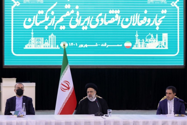 Президент Ирана: Взаимодействие с соседями является экономическим и коммерческим приоритетом правительства Ирана