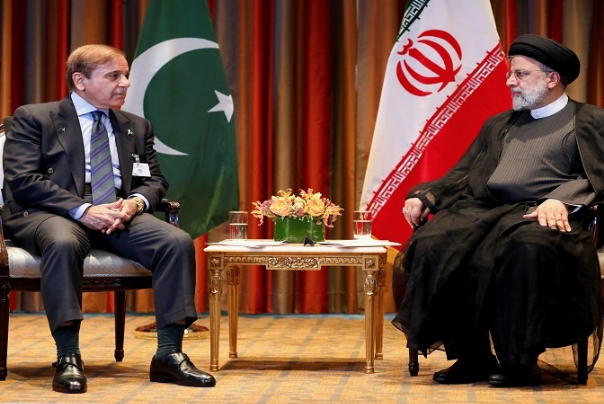 Раиси:Ирано-пакистанские отношения основаны на тысячелетней культурной общности