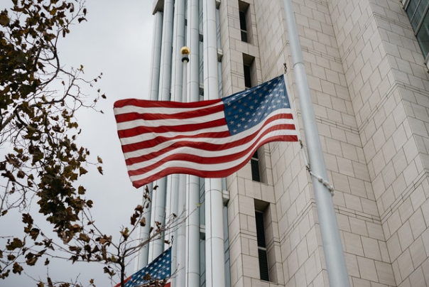 الفساد ينخر أمريكا.. احتيالات في إعانات البطالة