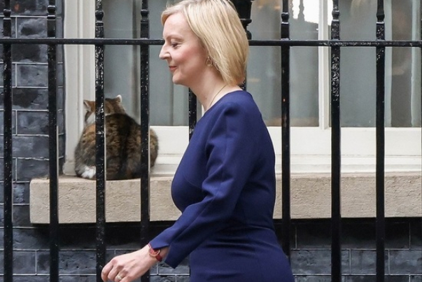 Лиз Трасс объявила об отставке с поста премьер-министра Великобритании