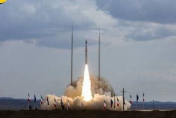 إختبار ناجح لصاروخ «قائم 100» الحامل للأقمار الصناعية