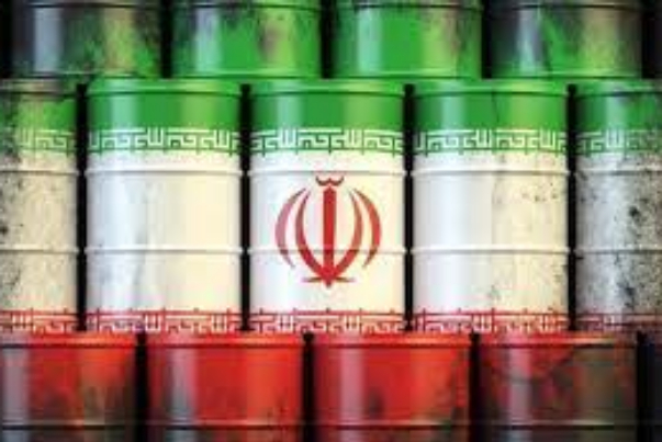 Иран повысил цену на нефть для азиатских покупателей