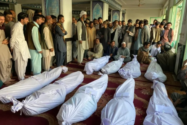 23 شهيداً بتفجير داخل مدرسة قرآنية شمالي أفغانستان