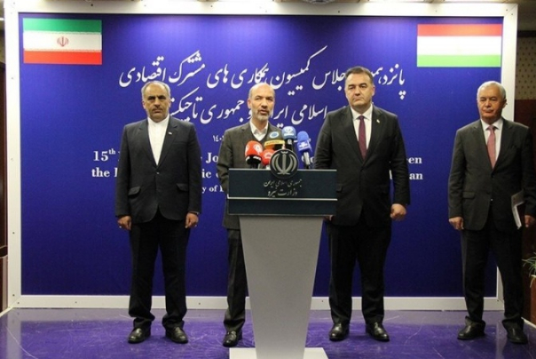 Иран и Таджикистан подписали более 25 документов о сотрудничестве в прошлом году