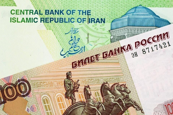 ВТБ запустил переводы в иранских риалах