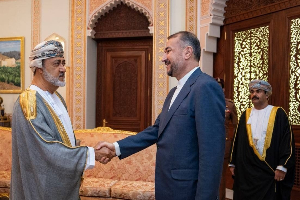Глава МИД Ирана приветствовал особое внимание султана Омана к СВПД