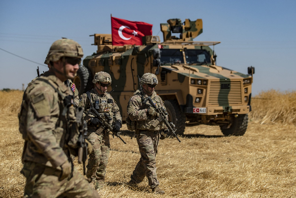 تركيا توافق على الانسحاب من الاراضي السورية