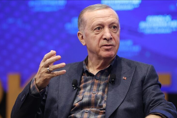 Эрдоган призвал Иран подключиться к переговорам по отношениям Турции и Сирии